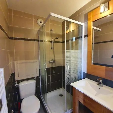 Apartment Confortable Duplex Au Pied Des Pistes, 3 Pieces, 6 Couchages, 2 Sdb, Balcon Sud